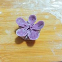 梅花蒸饺的做法步骤7