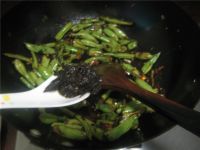 榄菜干煸四季豆的做法步骤10