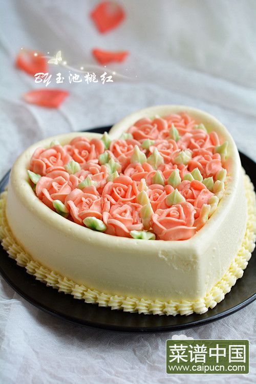 心形玫瑰酸奶慕斯蛋糕