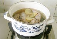 茶香烟熏鸡的做法步骤6