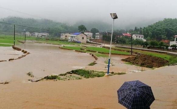 湖南未来三天强降雨依旧在线 局地最高气温普遍在30℃左右