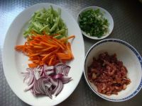 胡萝卜芹菜肉丝炒面的做法步骤6
