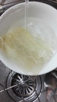 【手工美食】牛油果布丁的做法步骤2