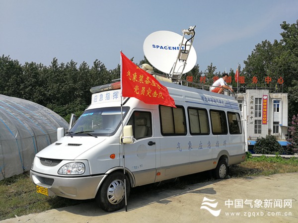 气象工作者全力迎战巢湖紧急防汛期