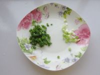 老干妈炒凉粉的做法步骤3