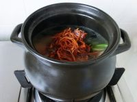 瓦罐鸡汤的做法步骤7