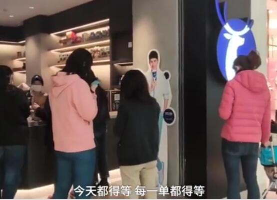 瑞幸咖啡门店爆单是怎么回事 瑞幸咖啡门店爆单是真的吗