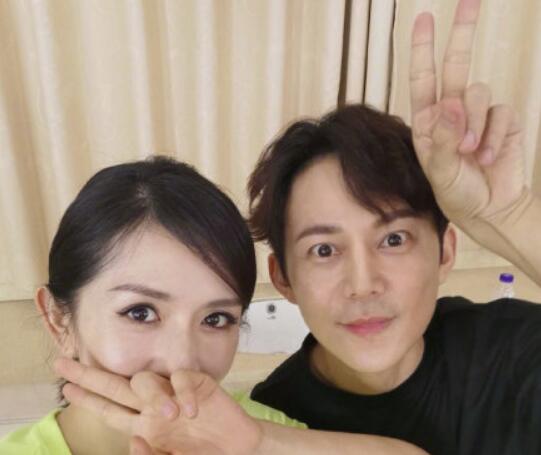 谢娜否认与何炅关系破裂是怎么回事 网传谢娜与何炅关系破裂始末