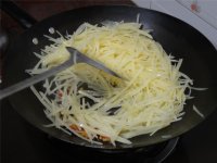 醋溜土豆丝的做法步骤4