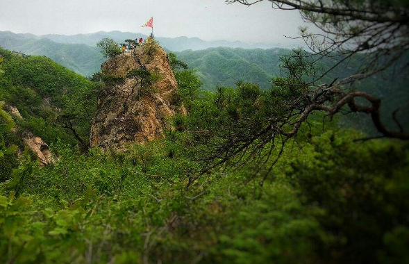 鞍山著名景点一药山