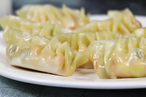 胡萝卜虾仁饺子怎么包 虾仁饺子的家常做法