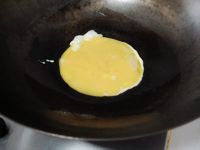 肉粒炒饭的做法步骤3