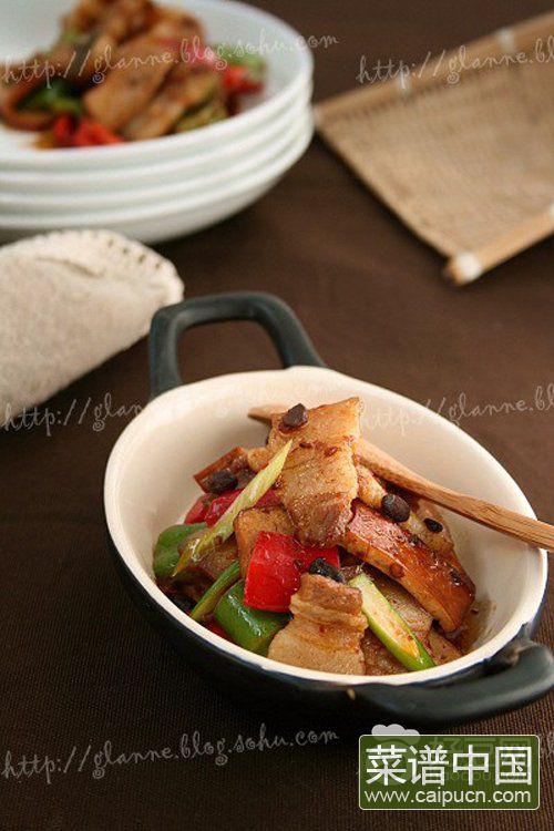 五花肉熏干干锅