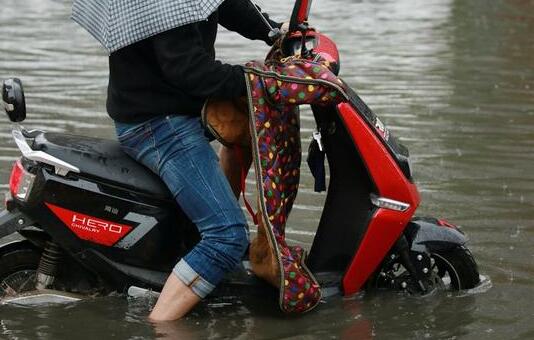 未来三天广东仍有强降雨 广州局地气温跌至17℃