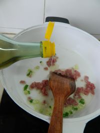 橄榄肉末炒豆角的做法步骤6