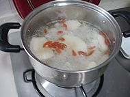 银耳雪梨糖水的做法步骤9