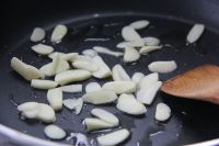 大蒜奶油意大利面的做法步骤6