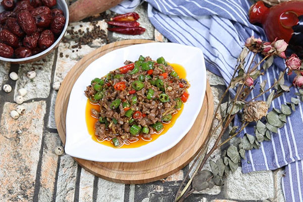 尖椒牛肉粒做法 尖椒牛肉粒怎么炒