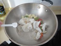 蹄筋墨鱼烩三鲜的做法步骤12