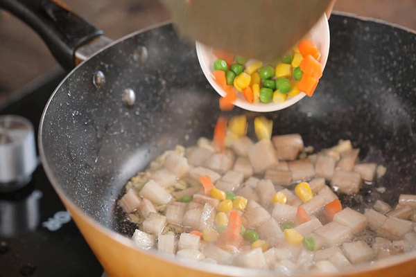 山药怎么做好吃 山药炒牛肉的做法