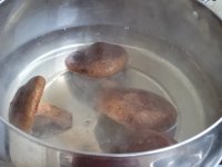 虾仁五香豆皮卷的做法步骤4