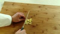 蛋白酿虾仁的做法步骤1