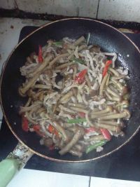 滑子菇炒肉丝的做法步骤7