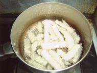 孜然土豆条的做法步骤2