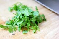 青瓜金枪鱼沙拉的做法步骤3