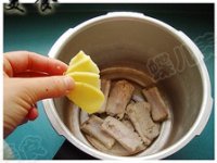海鲜排骨腊八粥的做法步骤4