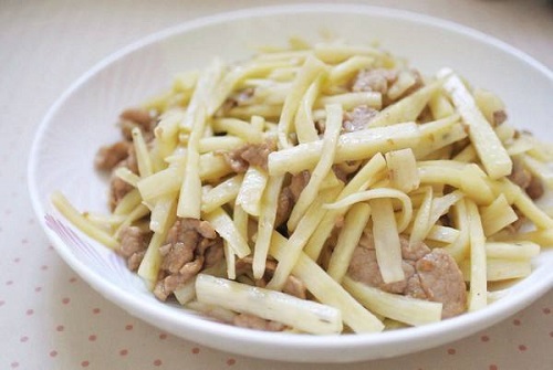 茭白炒肉的做法 怎么做茭白炒肉好吃