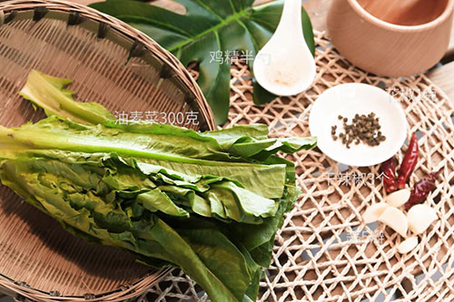 蒜蓉油麦菜的做法 怎样炒蒜蓉油麦菜