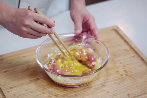 菠萝咕咾肉的做法 家常菠萝咕咾肉做法介绍