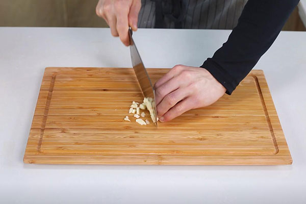 炒油菜的做法 家常炒油菜怎么做