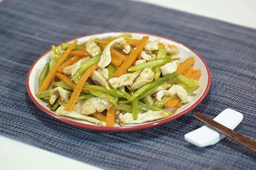 芦笋炒鸡柳的做法 鸡柳怎么炒好吃