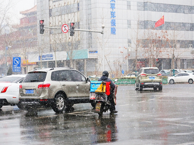未来一周云南多地将强降雨 伴有短时强对流天气