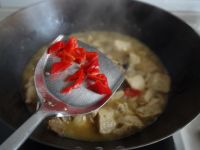 鲶鱼炖豆腐的做法步骤15