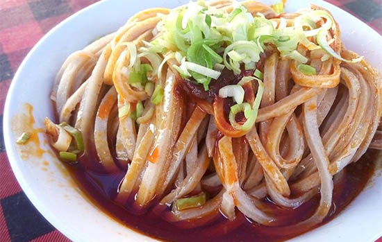 华山有哪些特色小吃 陕西华山特产