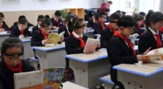 小学生戴头环走神是怎么回事 小学生戴头环监控走神做法对不对