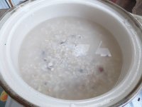 山药薏米芡实粥的做法步骤7