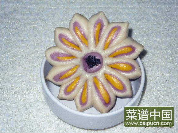 惊艳菊花馒头