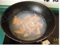 海鲜排骨腊八粥的做法步骤11