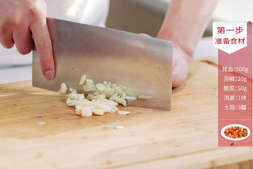 酸菜猪血的做法 家常酸菜猪血做法大全