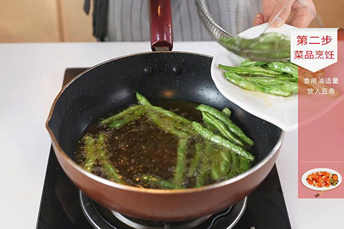 排骨炖豆角的做法 家常排骨炖豆角做法