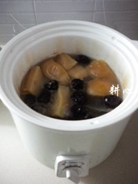 苹果炖鱼汤的做法步骤14