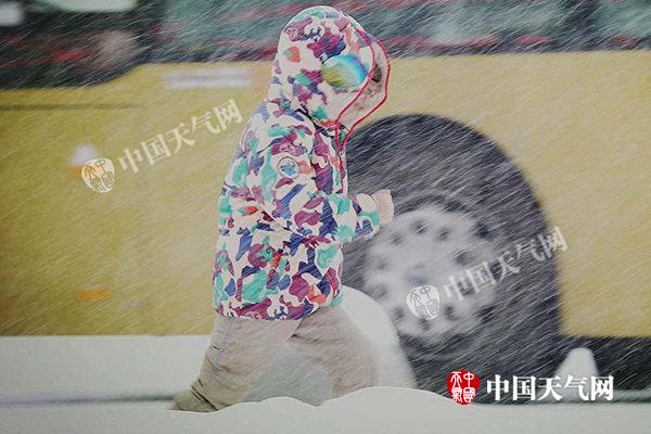 中东部始降温 南方今年首遇大范围强对流