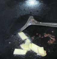 木耳炒肉片的做法步骤3