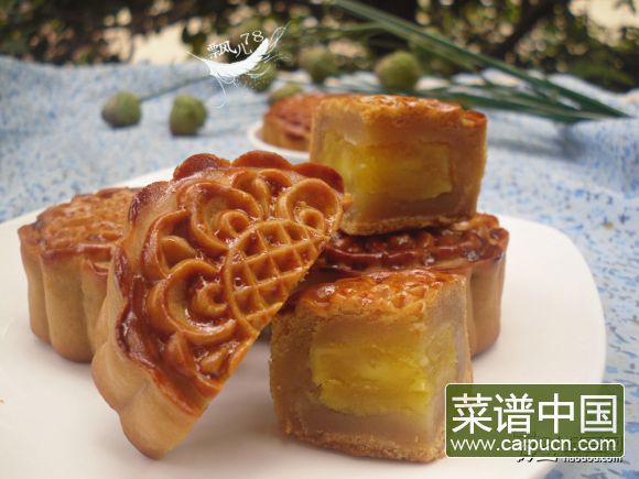 广式莲蓉蛋黄月饼