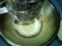 酒糟亚麻荞麦发糕的做法步骤2