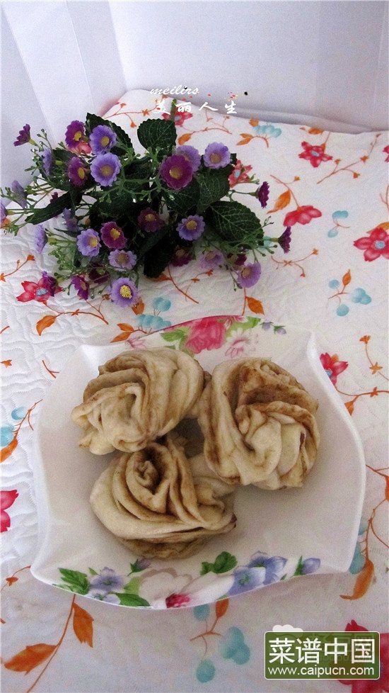麻酱花卷